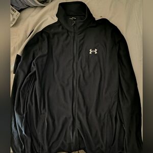 Under armour light jacket size large